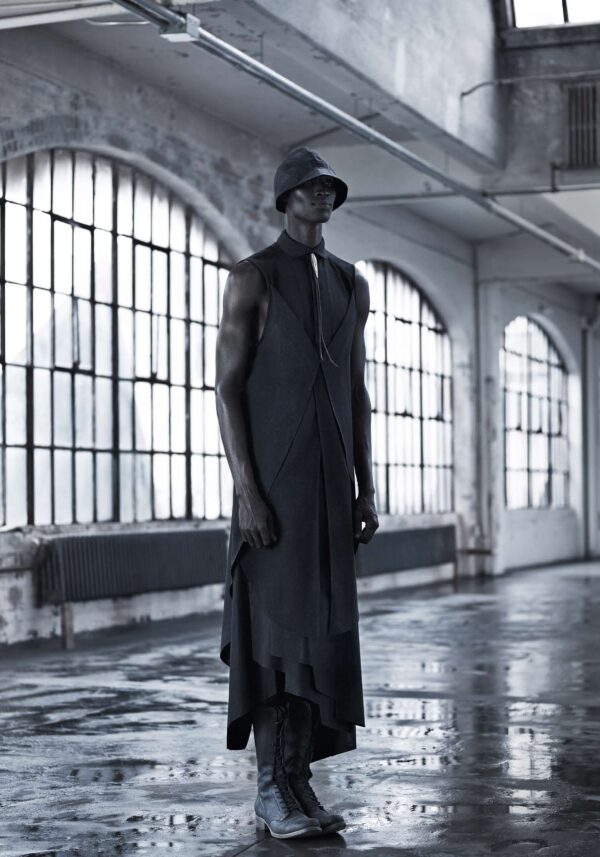 INAISC Fall_Winter 2013_14 lookbook [low-res]-7