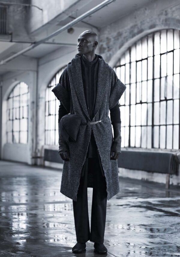 INAISC Fall_Winter 2013_14 lookbook [low-res]-9
